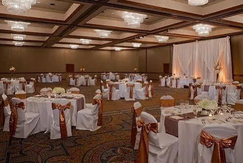 The Plaza At Capitol Square 4*