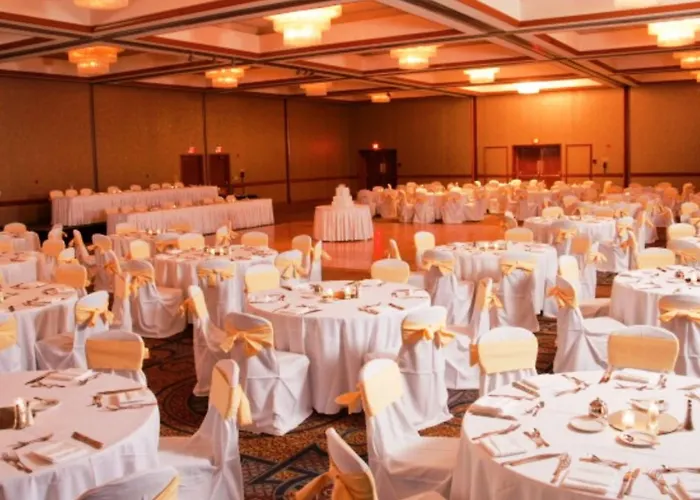 The Plaza At Capitol Square Hotel 4*
