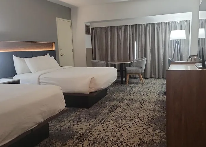 The Plaza At Capitol Square Hotel 4*