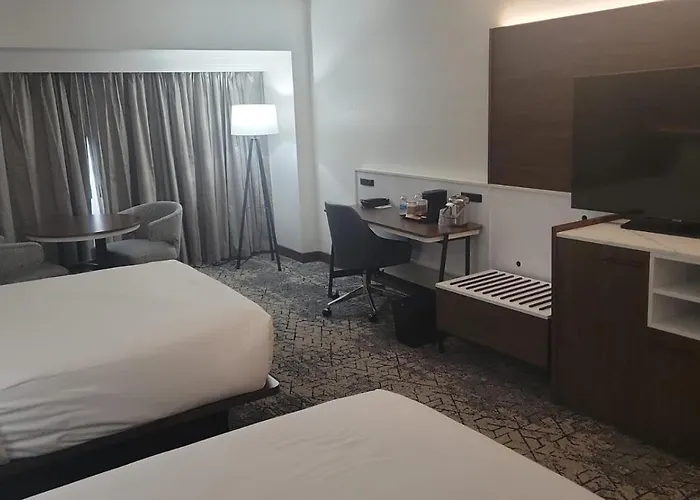 The Plaza At Capitol Square 4*