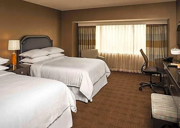 Hotel The Plaza At Capitol Square 4*